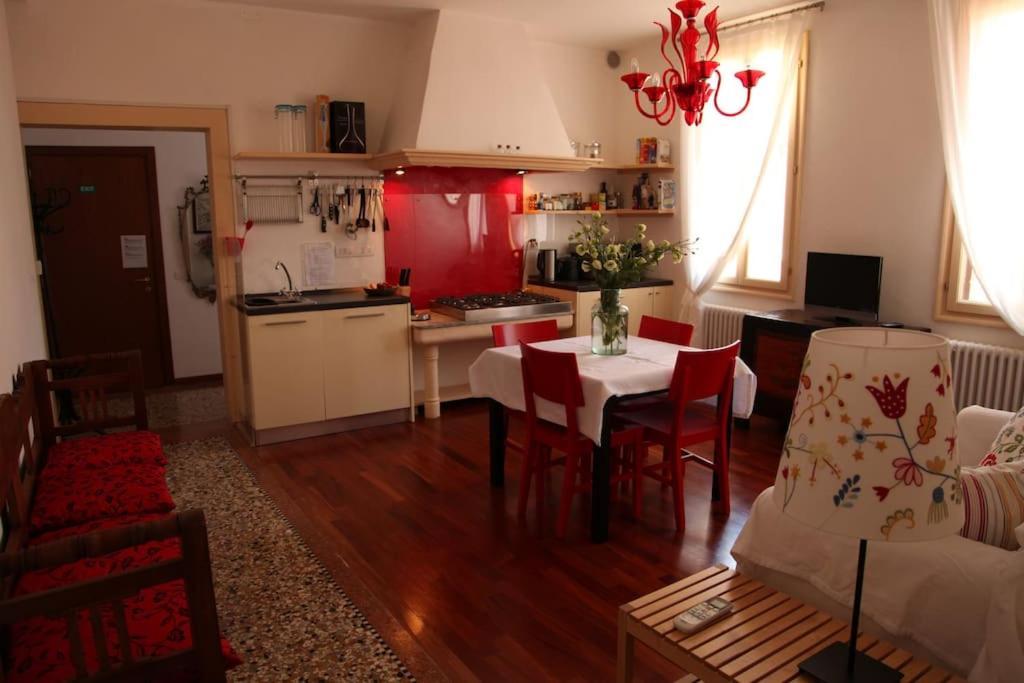 Ponte San Lorenzo Apartment Venesia Bagian luar foto